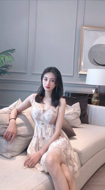 重庆可欣💎❤人170d前凸后翘 皮肤雪白🉑️验证