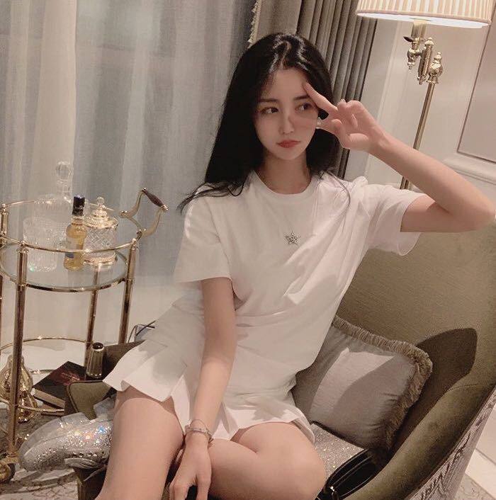 南京BOY。172c极品白小纯，短开半个月，兼职学生5.W。