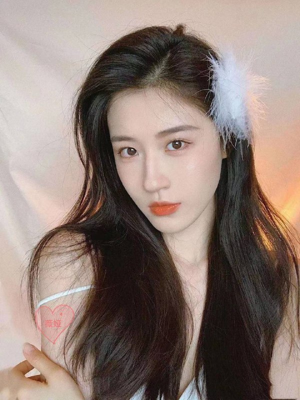 重庆，薇娅🏠，173D，甜美清纯网红主播达人。