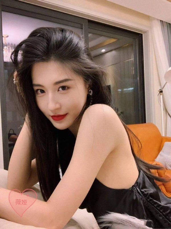 重庆，薇娅🏠，173D，甜美清纯网红主播达人。