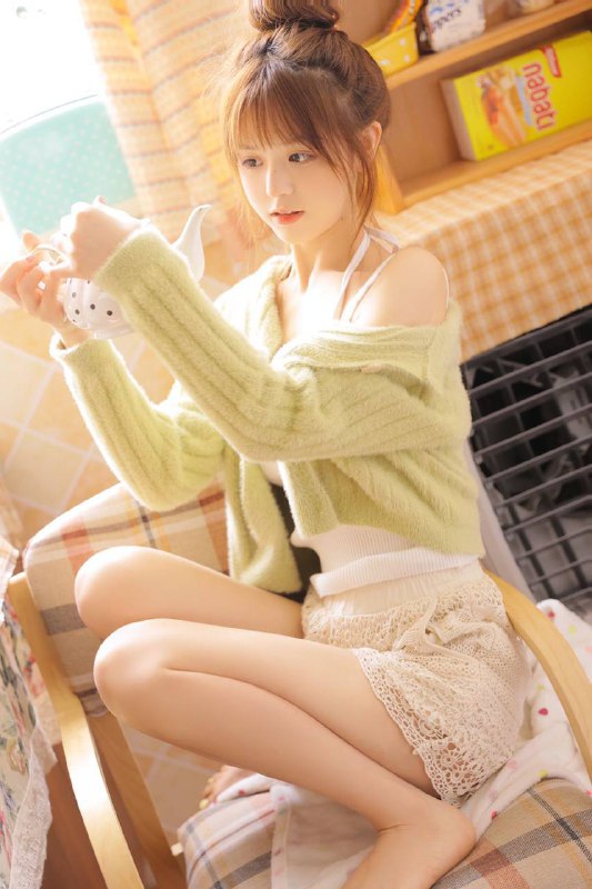 重庆 喜茶🍵HEYTEA🍼重庆极品学生  03 165C🍼纯天然无整  清纯可爱🍼皮肤雪白   软萌学妹🍼声音甜美 萝莉音。