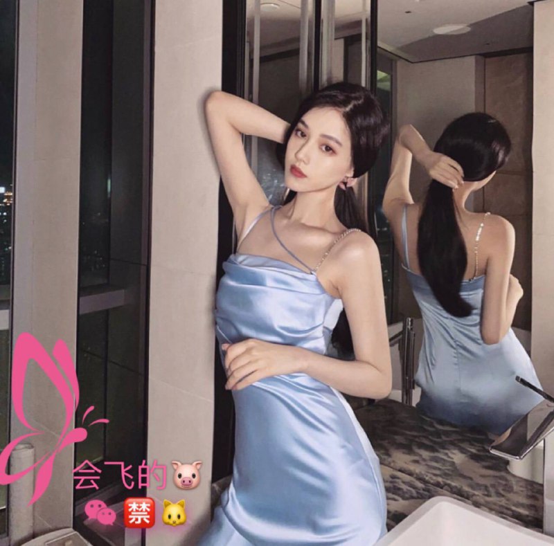 重庆cqq2⃣️颜值酷似baby 气质极佳身高:172CM年龄:97年胸围:D➕高素质 高情商 IQEQ双高纯兼职 时尚杂志mote