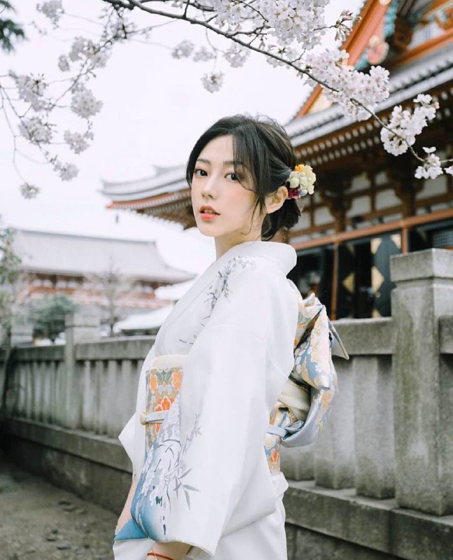 重庆传媒大学学生 清纯无整皮肤白皙 170d 无敌乖巧性格特别好 待k如初恋😃😃