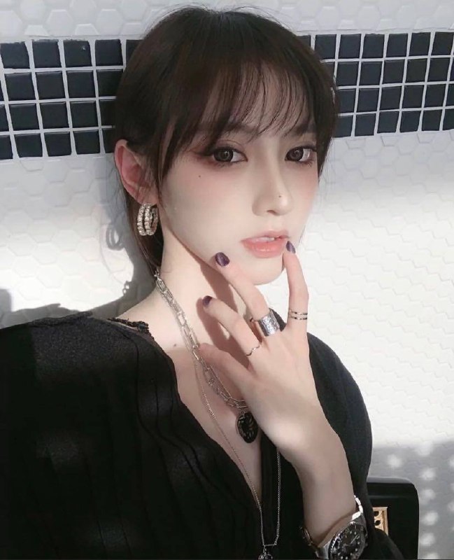 #重庆赵露思新人开，白小纯 首下水00年169天然C大4学生 。