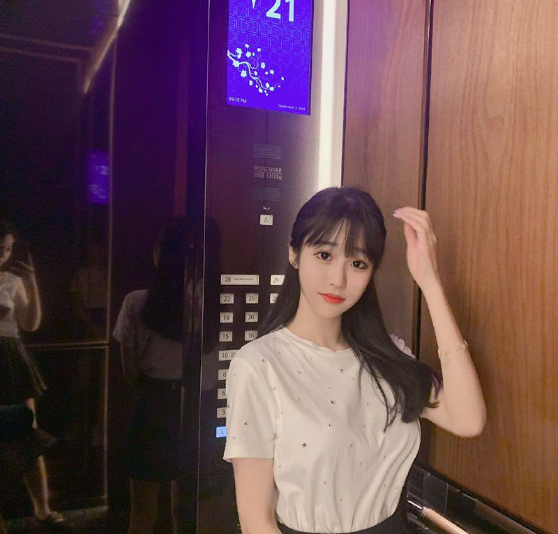 巧蕊02年  166真E🐻白小纯 甜美可爱温柔萝莉前凸后翘 上下粉嫩  温柔多水待客如女友❤️