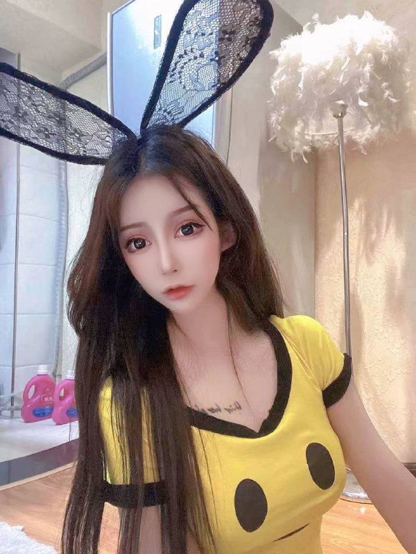 重庆上官婉儿夏季新款🆕网红名媛 00年 168cm 真实D🐻🥢筷子腿🐝蜜蜂腰 超S曲线