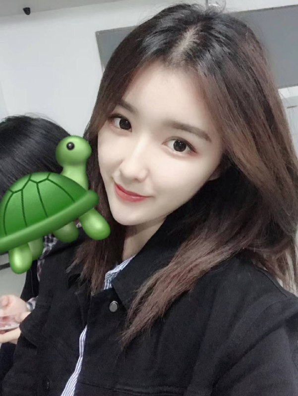 重庆刚下💦01年学生净高172🐻D皮肤雪白🍑臀  腰细臀翘 上下粉嫩真实生活照