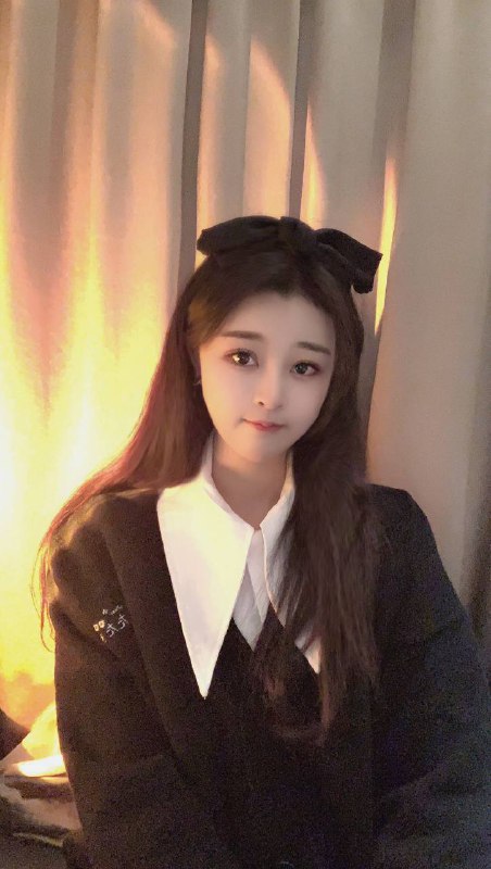 重庆璐璐 邻家妹妹真实02年 皮肤白皙清纯甜美 活泼可爱168D筷子腿 纯纯的女友feel