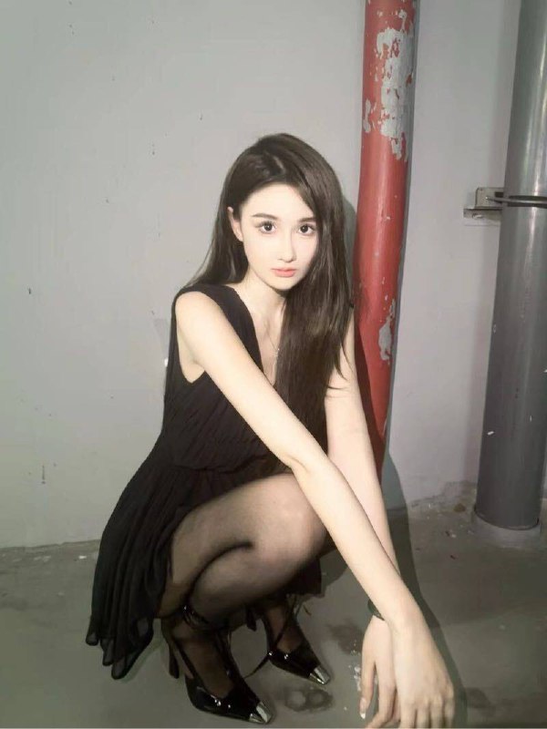 长沙欢喜🏠简意在校学生🧑🎓💕长沙敬业-温柔甜美活波开朗性格好-情商高 素质好-身高173cm 体重95斤 02年-身材绝佳 可纯可欲-超级超级🌟推荐大圈探花视频🌟需要安排点击预约:@AnnaGJ168📲被双向限制联系:@AnnaGJ168bot