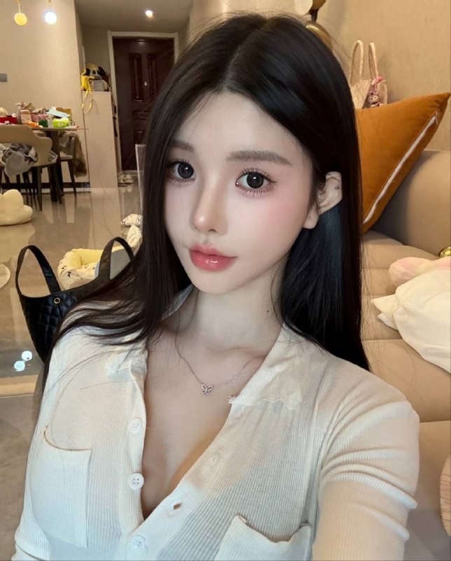 长沙一克拉🏠冰冰 168🌟00后🌟天然真胸E❤️瑜伽老师🏋️身材一流🏌️🉑一字马皮肤光滑紧致 超级蜜桃臀🍑服务好性格温柔喜爱丰满身材的绝佳选择💣大圈探花视频🌟需要安排点击预约:@AnnaGJ168📲被双向限制联系:@AnnaGJ168bot