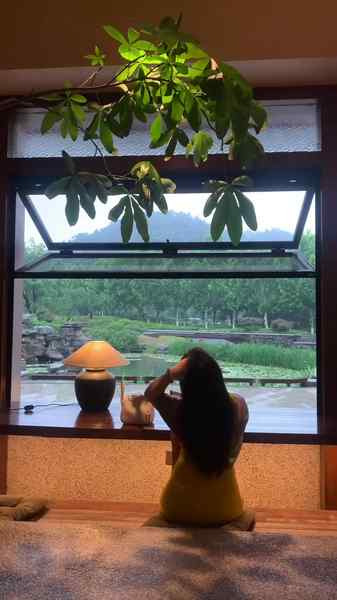 长沙冰冰-E杯蜜桃臀-丰满诱惑