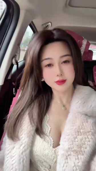 长沙-172高🐻D-古筝老师-SM可C喷