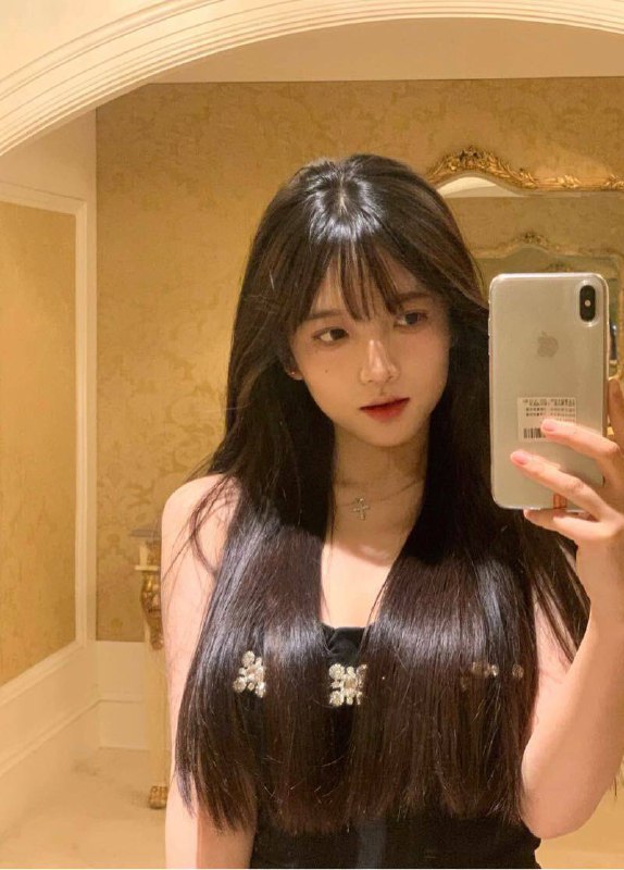 长沙欢喜🏠奶油新人5的条件3开清纯𝐇𝐞𝐢𝐠𝐡𝐭身高/170𝐖𝐞𝐢𝐠𝐡𝐭胸围/D𝐀𝐠𝐞年龄/05😍0差距，清纯网红，有修养有素质，谈吐优雅😍全身白粉 清纯乖巧，高挑身材，兼职健身教练一点不事性格温和，真实本人手机拍摄 无艺术照，纯天然无整👄超级无敌好条件，初恋的体验，温文尔雅🌟需要安排点击预约:@AnnaGJ168📲被双向限制联系:@AnnaGJ168bot