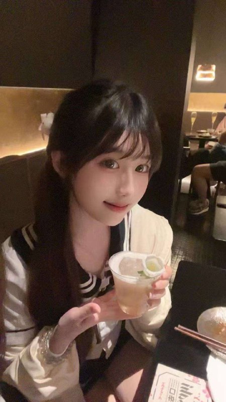 长沙一克拉🏠蛋挞极品学妹🦜条件3起短期兼职• 𝐇𝐞𝐢𝐠𝐡𝐭身高/170          • 𝐖𝐞𝐢𝐠𝐡𝐭体重/46kg• 𝐁𝐮𝐬𝐭胸围/真实C          •  Age年龄/03年✿又乖又甜 配合度高 好评必选🍑✿白小纯 皮肤雪白 牛奶肌肤 前凸后翘🌟需要安排点击预约:@AnnaGJ168📲被双向限制联系:@AnnaGJ168bot