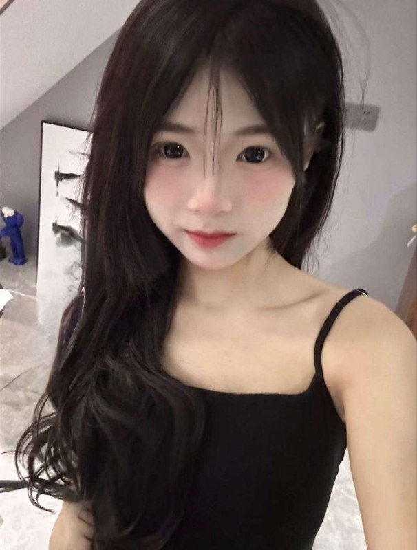 长沙☀07小可爱#A08• 0整容 溫柔甜美• 真人真照• 身高：165🐻C小可爱• 体重：90• 年龄：真实07年 18岁可jk cos 角色扮演 喜欢cosplay可爱娃娃脸 皮肤白净 眼神清澈 待客如初恋🌟需要安排点击预约:@AnnaGJ168📲被双向限制联系:@AnnaGJ168bot