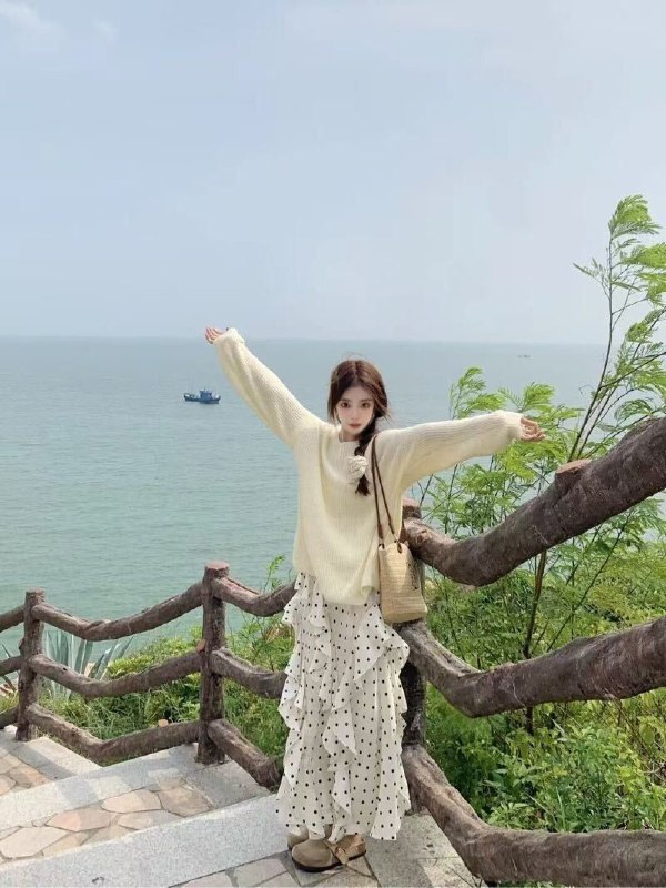 长沙❤️到#A05176D，03 假一陪十纯欲颜值天花板，A4腰  零整 零赘肉嫩逼 水足  体贴温柔素质高谈吐优雅大方 高学历高素质可甜可御 可纯可欲 皮肤白 蜜🍑桃臀性格好 主动热情 配合度高🌟需要安排点击预约:@AnnaGJ168📲被双向限制联系:@AnnaGJ168bot