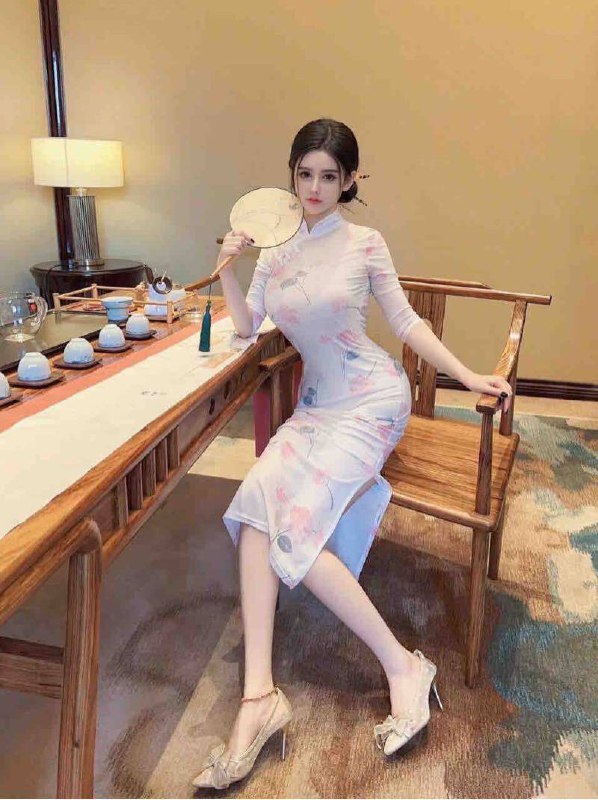 长沙欢喜🏠青花真实大G  170G 健身教练全身雪白，前突后翘，身材无敌。拿好评，假一陪十  给你不一样的体验🌟需要安排点击预约:@AnnaGJ168📲被双向限制联系:@AnnaGJ168bot