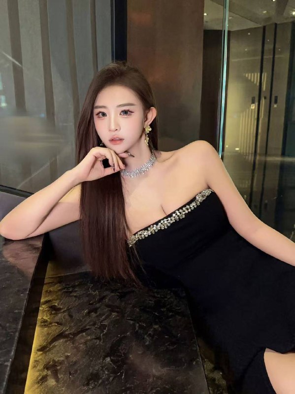 长沙欢喜🏠175大米不炎症纯❤️人 纯御 175 天然 E完美蜜桃臀腰细臀大 五官精致高端兼职天然无整超白超粉，汁多🔥好温柔女友 上挺下紧🌟需要安排点击预约:@AnnaGJ168📲被双向限制联系:@AnnaGJ168bot