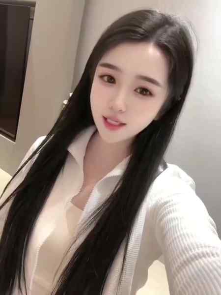 长沙希希-172C罩-美院嫩腿-白嫩诱惑