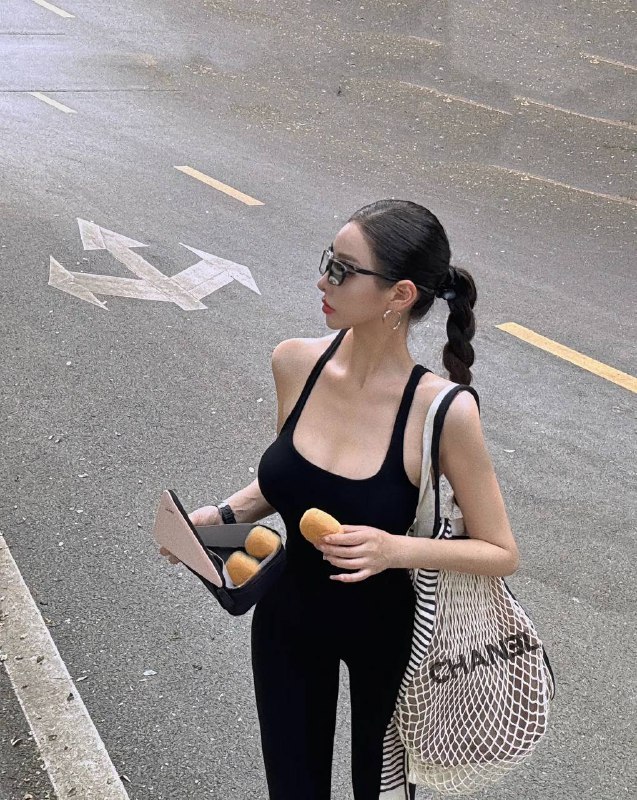 长沙一克拉🏠菲尔 171 E 02身高171 胸围E健身款🌼前凸后翘 五官精致 皮肤柔滑🌼会聊天 待客如男友 高情商girl🌼哥哥你别动 妹妹全自动～👩‍❤️‍💋‍👨🎵s身材  完美比例   气质优雅💃配合度高  好评如潮🌟需要安排点击预约:@AnnaGJ168📲被双向限制联系:@AnnaGJ168bot