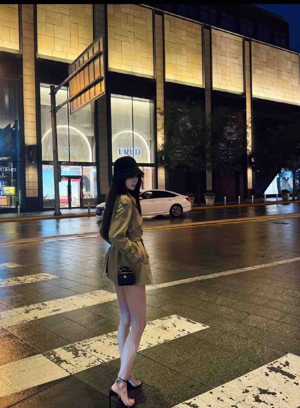 长沙一克拉🏠点点 175❤️人南方人在校大一兼职 勤工俭学挣学费——真实05年 175D 50kg声音超甜  让您男友感体验爆棚✨筷子腿 雪白肌肤 凹凸有致 完美身材聊天待客如男友 不催不事 高情商女孩人照無差 貓咪一樣的纯欲軟妹子🍰🌟需要安排点击预约:@AnnaGJ168📲被双向限制联系:@AnnaGJ168bot