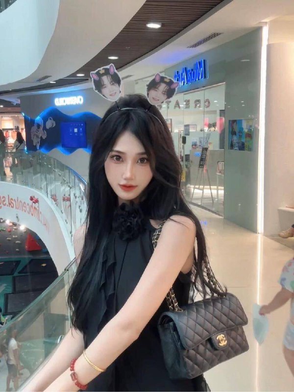 长沙一克拉🏠小红純欲氣 颜值天花板高情商·会聊天·性格好性格温柔 肤如凝脂 甜如女友及有耐心♥身高：168CM.体重： 45KG熊    ：36D🌟需要安排点击预约:@AnnaGJ168📲被双向限制联系:@AnnaGJ168bot