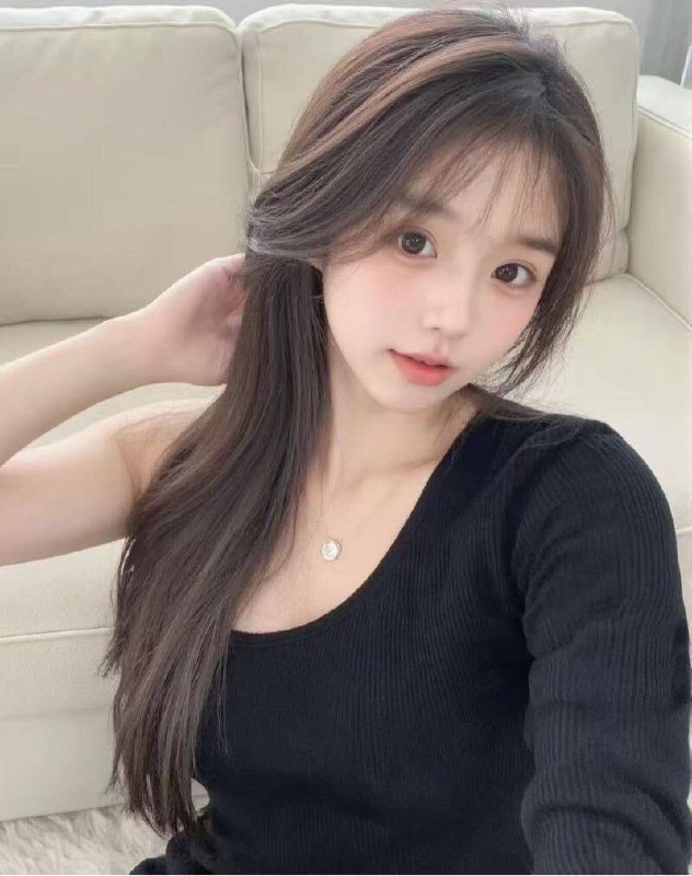 长沙欢喜🏠星星不炎症05学生168身高，45kg，🐻蜜桃圆挺c三点红豆粉，身高偏高腿长，皮肤雪白，刚刚下氵，温柔甜美类型，乖巧懂事会配合嫩汁丝滑清澈，纯天然无整，皮肤白嫩🉑🐍💋🈚️纹身不抽烟🌟需要安排点击预约:@AnnaGJ168📲被双向限制请联系:@AnnaGJ168bot