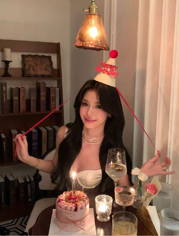 长沙欢喜🏠小太阳170C 01年  S身材极品纯蜜 五官精致气质绝佳 性格温婉网红 御姐 风格多变像太阳般热烈 向你飞奔而来🌟需要安排点击预约:@AnnaGJ168📲被双向限制请联系:@AnnaGJ168bot