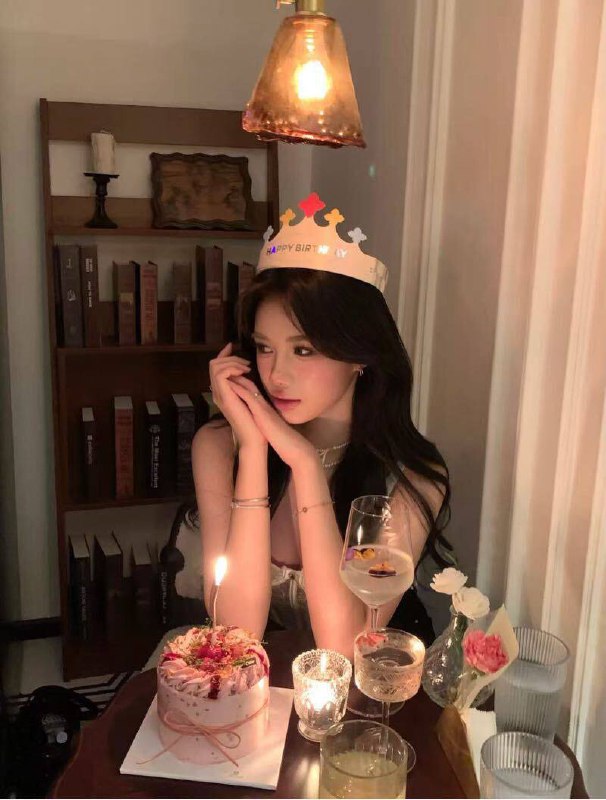 长沙欢喜🏠小太阳170C 01年  S身材极品纯蜜 五官精致气质绝佳 性格温婉网红 御姐 风格多变像太阳般热烈 向你飞奔而来🌟需要安排点击预约:@AnnaGJ168📲被双向限制请联系:@AnnaGJ168bot