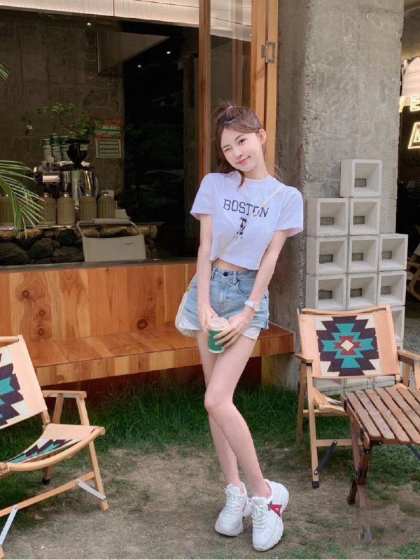 长沙欢喜🏠伊欣03年 天然无整 清纯气质 纯欲精致清純又不失性感 白裡透紅𝟏68 𝐜𝐦 - 34C - 48𝐤𝐠湖南师范大学｜自媒体主播高級気質ホワイトカラー• 粉嫩甜心蘿莉 白嫩誘人呼之欲出• 纖細小鳥蹆 ♡ 皮膚白皙高挑长直腿 全身紧致 氛圍感美女🌈💖ིྀ💛ིྀ💙ིྀ💜ིྀ💚ིྀ🧡ིྀ性格温柔 迷情投入 优雅独立 极限反差🌟需要安排点击预约:@AnnaGJ168📲被双向限制请联系:@AnnaGJ168bot