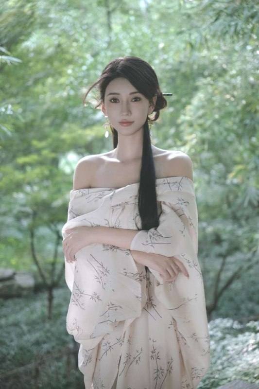 ✨168  02年  真🐻C 纯天然✨45kg   A4腰  马甲线✨热爱健身胸大腰细屁股翘翘✨温柔多氵声音甜美 外柔内骚✨蜜桃臀 无纹身   不事不催✨服务超好🛏上骚杯🔥好敏感✨配合度高   各种情趣内衣✨真人真照可验证  非诚勿扰🌸和有情人 做快乐事 或早或晚 总会相见