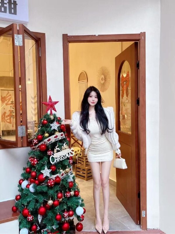 长沙兼职❤️人｜✿身高/Height 净175cm• 胸围/Bust EAge 年龄 / 04年气质钢琴舞蹈刚下• 极品身材 服务耐心圈外纯兼职可预约✨在线撩人