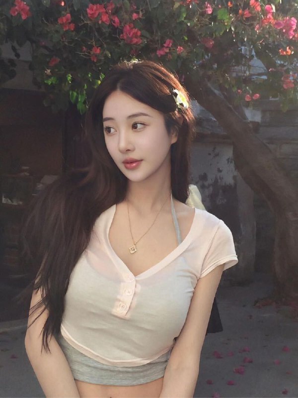 长沙李成阳❤️克拉拉🎬·𝐇𝐞𝐢𝐠𝐡𝐭身高 ：178·𝐁𝐮𝐬𝐭胸围 ：D·Occupation职业  ：文化传媒模特妈生脸，皮肤白，吹弹可破性格开朗，气质女人味💃🏻超高配合度，你的专属宝贝———👄期待与你相遇👄———