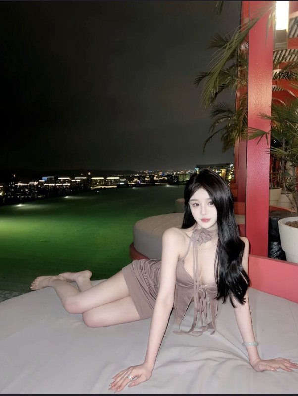 武汉摩羯➕纯欲兼职涵涵19岁 170 d洋气瘦高🥢长腿皮肤细腻白嫩🥰气质好会穿搭性格好会聊天配合度高😄#网红款#大圈探花视频🌟需要安排点击预约:@AnnaGJ168📲被双向限制联系:@AnnaGJ168bot