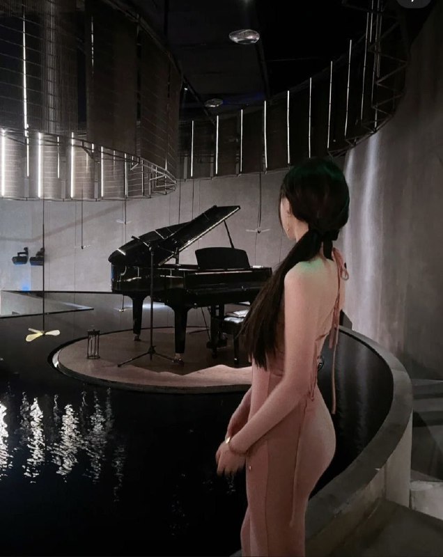 武汉摩羯➕纯欲兼职涵涵19岁 170 d洋气瘦高🥢长腿皮肤细腻白嫩🥰气质好会穿搭性格好会聊天配合度高😄#网红款#大圈探花视频🌟需要安排点击预约:@AnnaGJ168📲被双向限制联系:@AnnaGJ168bot