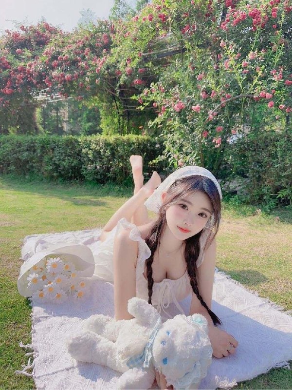 武汉摩羯➕新人06清纯气质🎀理想女友💕可盐可甜可清纯• Height 身高/167• Weight 体重/88• Bust🐻围/C• Age年龄/06年• Occupation 职业/模特气质谈吐俱佳 双商在线 身材极佳 A4腰人鱼线🦋贴心小女友🦋气质大牌全身雪白 无纹身 零整大圈探花视频🌟需要安排点击预约:@AnnaGJ168📲被双向限制联系:@AnnaGJ168bot