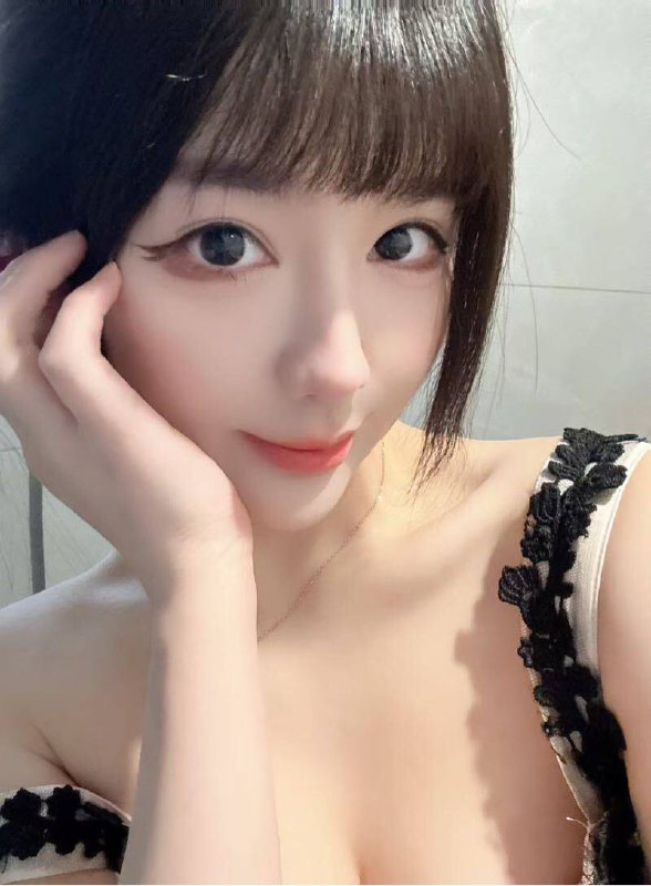 武汉小蕾玖➕平面模特兼职短开•Height身高170   Weight体重/46Bust胸围/胸C+  •Age 年龄/06🉑️舌💋🚗✌️无纹身全身雪白大圈探花视频🌟需要安排点击预约:@AnnaGJ168📲被双向限制联系:@AnnaGJ168bot