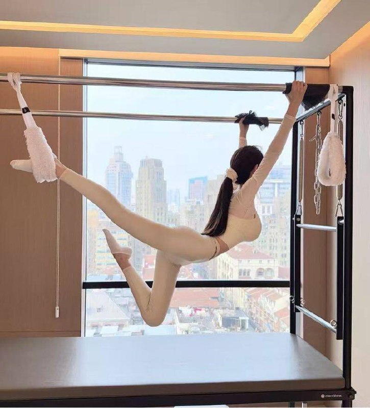 武汉小蕾玖➕平面模特兼职短开•Height身高170   Weight体重/46Bust胸围/胸C+  •Age 年龄/06🉑️舌💋🚗✌️无纹身全身雪白大圈探花视频🌟需要安排点击预约:@AnnaGJ168📲被双向限制联系:@AnnaGJ168bot