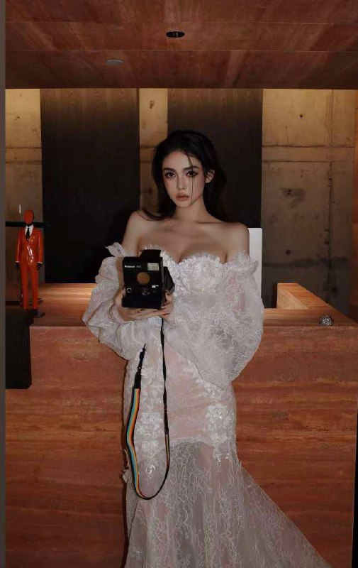 武汉小蕾玖➕5起质量暂时开3真实抖音网红 粉丝四十万➕177 E 皮肤雪白常年健身 马甲线非常明显 蜜桃臀 驾照赔总大圈探花视频🌟需要安排点击预约:@AnnaGJ168📲被双向限制联系:@AnnaGJ168bot