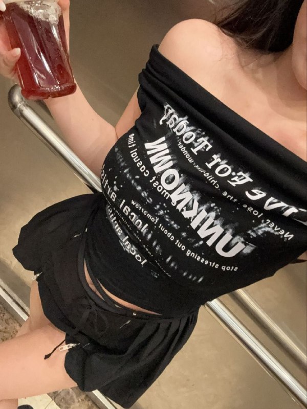 武汉摩羯➕新人下水邻家小妹妹• 𝐇𝐞𝐢𝐠𝐡𝐭身高/165• 𝐖𝐞𝐢𝐠𝐡𝐭体重/94• 𝐁𝐮𝐬𝐭胸围/d+• 𝐎𝐜𝐜𝐮𝐚𝐭𝐢𝐨𝐧职业/模特• 𝐒𝐩𝐞𝐜𝐢𝐚𝐥𝐢𝐭𝐲特长/肤白听话• 𝐇𝐨𝐛𝐛𝐲兴趣/健身 舞蹈萝莉大🐻类型  温柔服务好 耐心🌟需要安排点击预约:@AnnaGJ168📲被双向限制联系:@AnnaGJ168bot