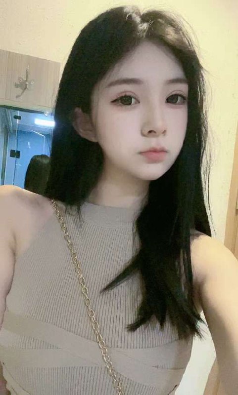 武汉摩羯➕05极品新人萝莉168C，可爱洋气，瘦白漂亮性格活泼，热情大方温柔体贴，女友感max🉑69🉑🐍，小纹身不登记不代开，有gzs#萝莉#新茶#体验感好