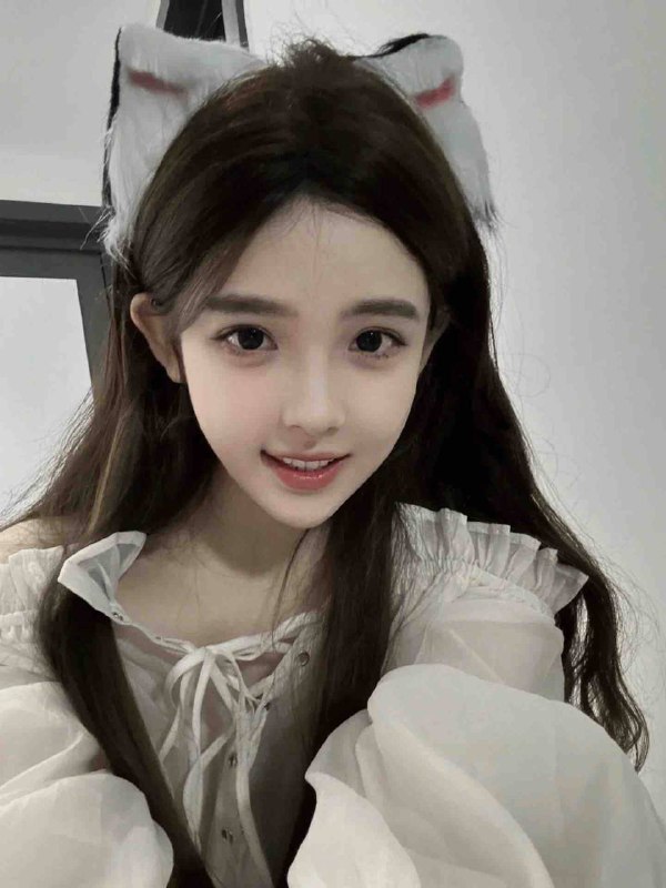 武汉小蕾玖➕04学生 166E皮肤超级白，温柔，听话乖巧，🉑69🐍吻🌟需要安排点击预约:@AnnaGJ168📲被双向限制联系:@AnnaGJ168bot