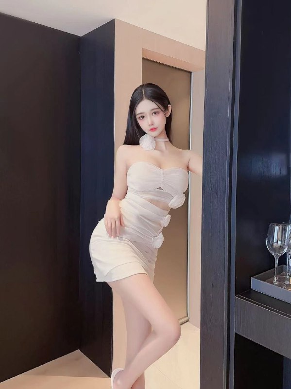 武汉摩羯➕邻家小女生  兼职height身高/168Bust🐻围/真D+👙feature特点/下面会夹会动👅活泼开朗外表: 五官精致🐝腰🍑臀马甲线气质:高级素质   高端谈吐    温柔可人服务：服务好 不催不事 可69 舌吻 车震性格:🎗待k如男友💦多紧致开朗🌟需要安排点击预约:@AnnaGJ168📲被双向限制联系:@AnnaGJ168bot