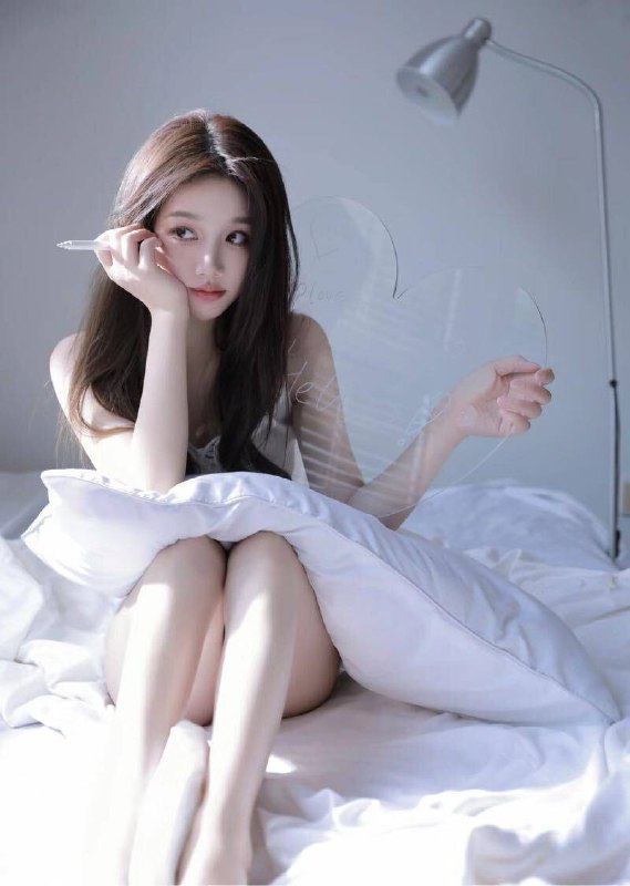 武汉小蕾玖➕05糖宝🐛168D厦门大学 学生妹 初次兼职气质 清纯  邻家女孩  可爱❤️性格好❤️态度好 新人初兼职全身雪白  身高168 D05年💕身边好 凹凸有致 芊芊腰细🌟需要安排点击预约:@AnnaGJ168📲被双向限制联系:@AnnaGJ168bot