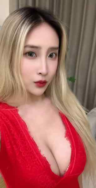 武汉外围-性感纯欲-冰冰首次兼职FW