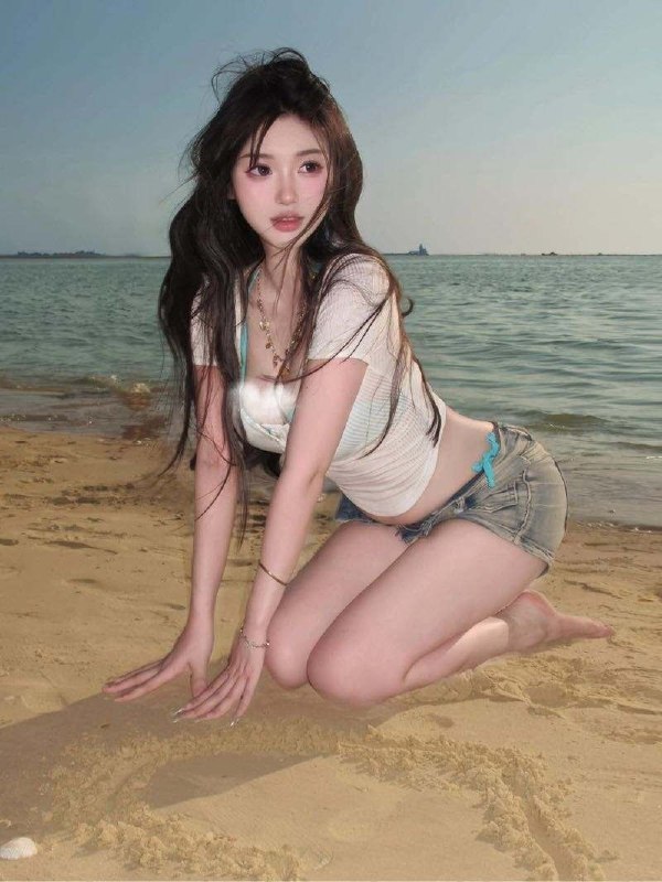 武汉摩羯➕新人下水03年网红博主全网粉丝50w）情商高 高素质高学历166 真🐻E，全身冷白皮小蛮腰 ，三点粉网红纯欲，🉑甜，🉑御风格多变。性格温柔细腻给你女友般🉐体验约到就是赚到#身材巨顶#兼职#新茶🌟需要安排点击预约:@AnnaGJ168📲被双向限制联系:@AnnaGJ168bot