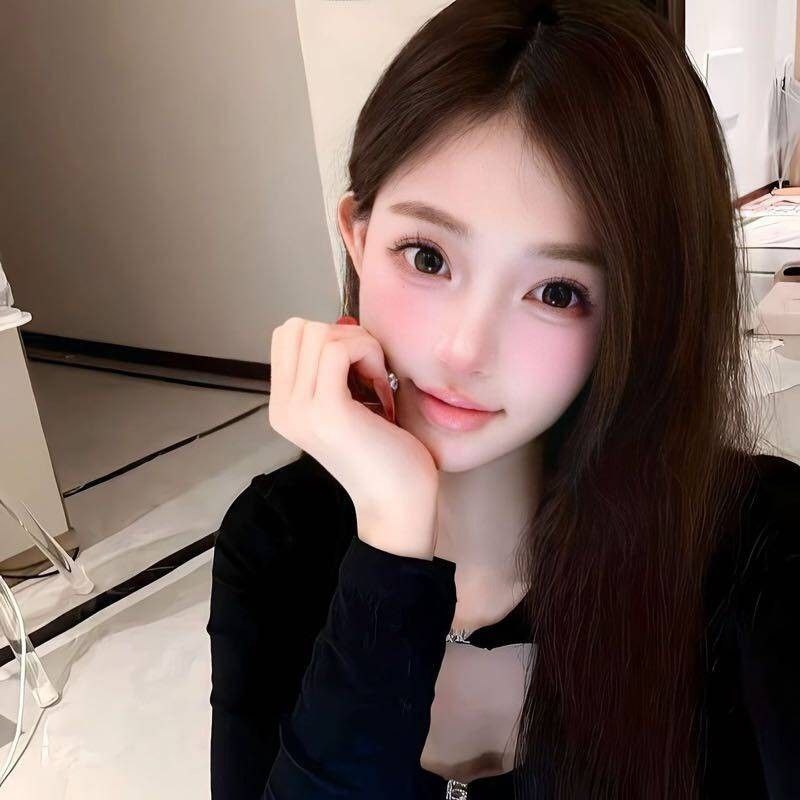 武汉摩羯➕纯新人04年166D冷白皮，气质短发🉑纯🉑欲🉑甜🉑咸性格好，会聊天，会配合服务耐心   不事不催🥰#兼职#网红款🌟需要安排点击预约:@AnnaGJ168📲被双向限制联系:@AnnaGJ168bot