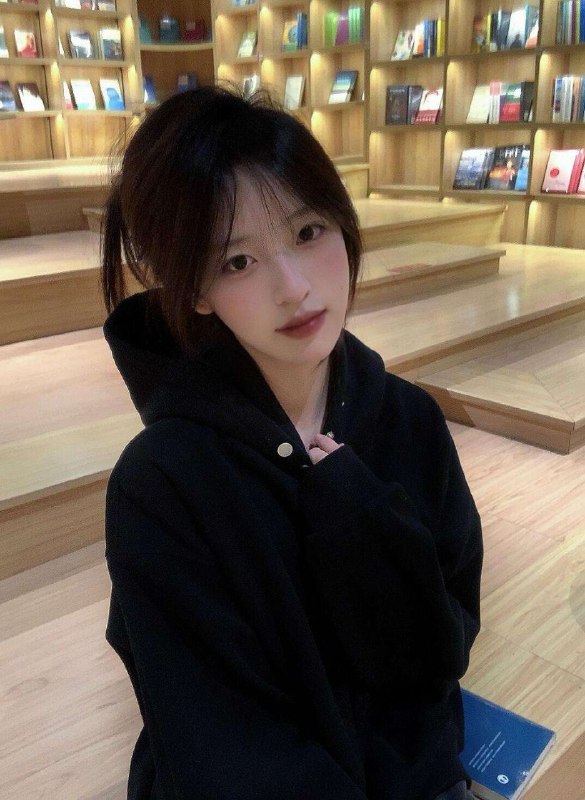 武汉摩羯➕新人05兼职学生周周身高168 ｜体重90｜真C🐻｜年龄05A𝟰腰、皮肤超白、筷子腿无纹身，无整容，清纯优雅高素质女孩首次下海私密紧致水多多🉑69🉑🐍🉑✌🏻暂时只外出🉑代开#学生#兼职#新茶#好评🌟需要安排点击预约:@AnnaGJ168📲被双向限制联系:@AnnaGJ168bot