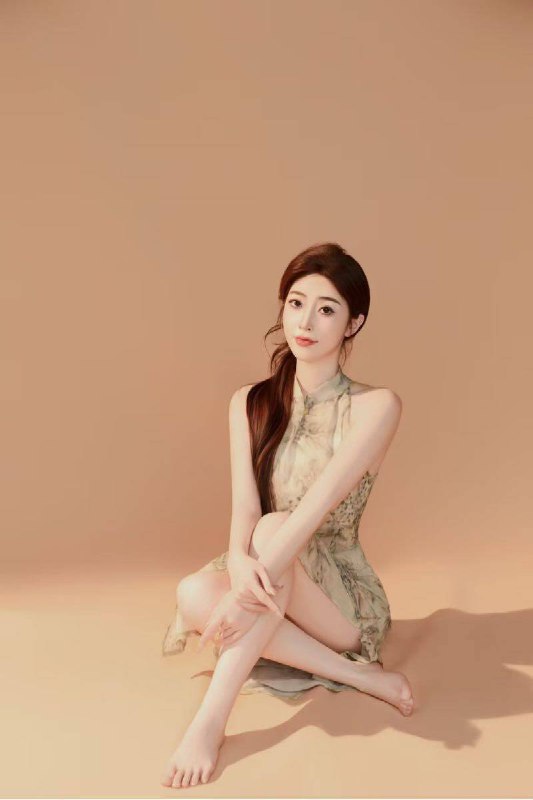 武汉小蕾玖➕纯人 172E艾琳（本人照假陪)◦﻿﻿Hight 172cm • Age: 00 • Bust E 入签约博主 平面模特 偶尔兼职◦﻿﻿爱好/舞蹈 健身 探店 旅行◦全身无赘肉 饱满傲人身材🔴需要安排点击预约:@AnnaGJ168🟡被双向限制请联系:@AnnaGJ168bot