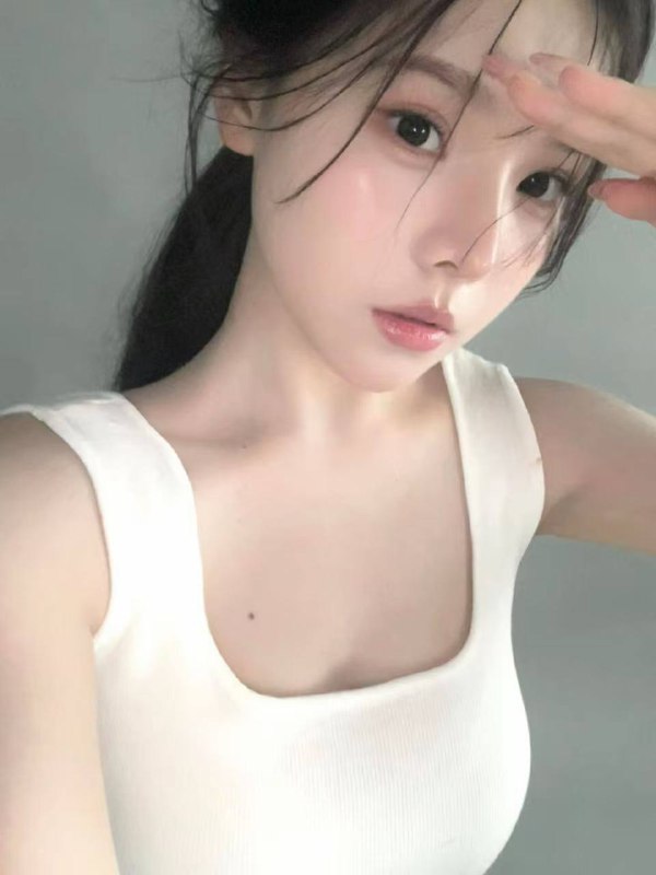 武汉小蕾玖➕极品新人人李李身高171 体重48 胸围D重庆人，皮肤白假期兼職，性感美女細腰筷子腿 温柔体贴人美声甜身材完美 腿控必備 高級氣質女友天然去雕飾 支持任何验证